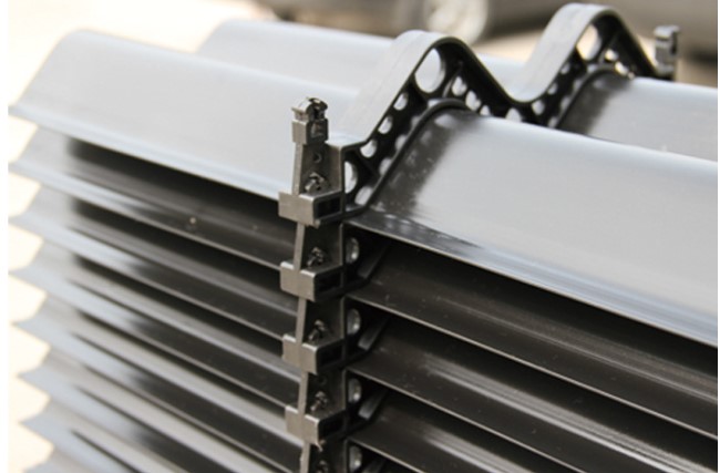 details of light trap